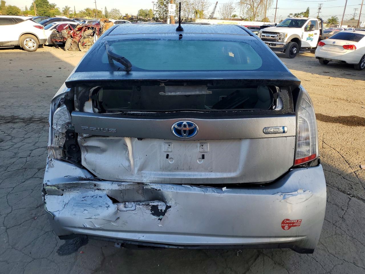 2012 TOYOTA PRIUS PLUG