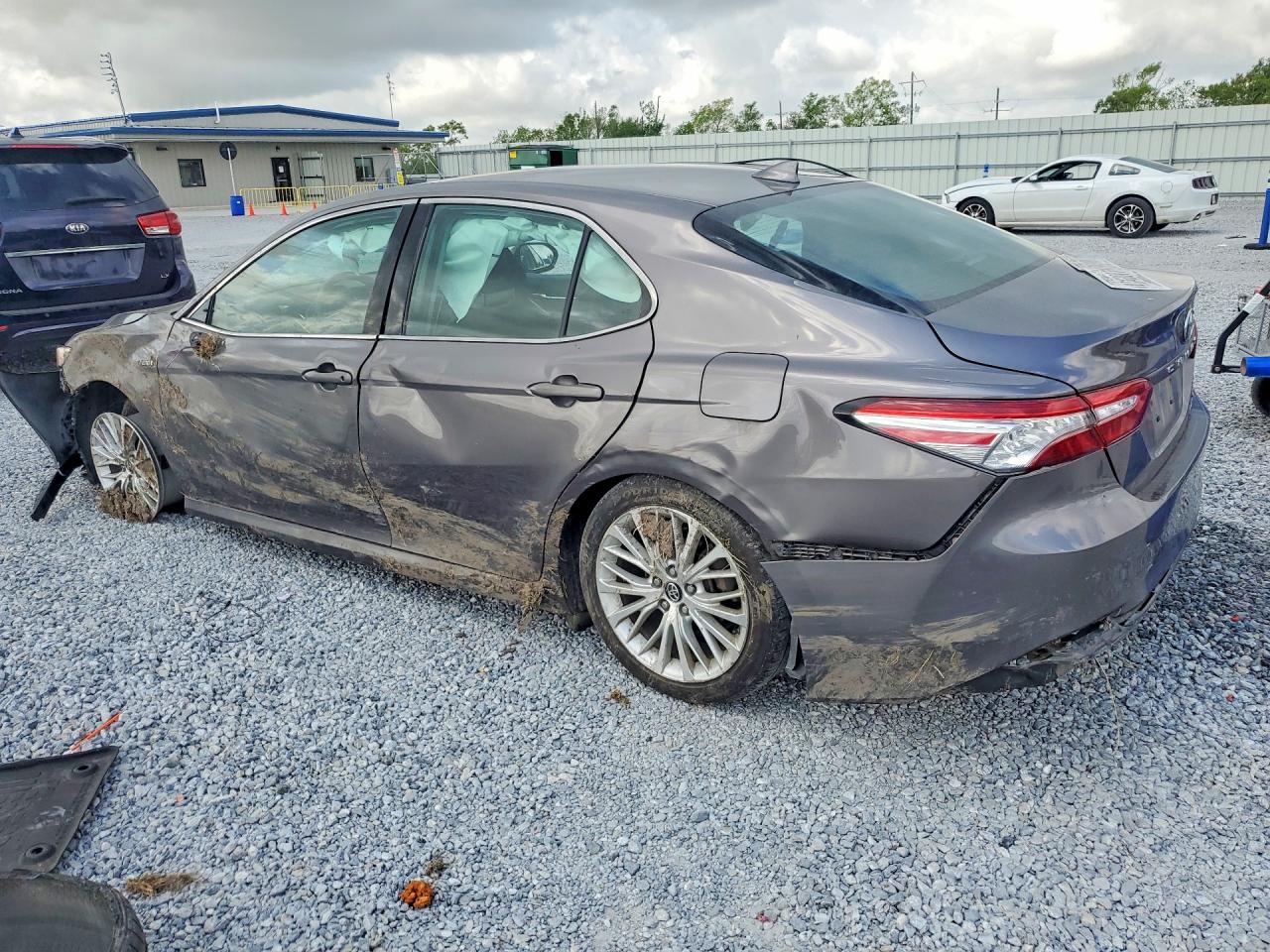 2019 TOYOTA CAMRY SOLA