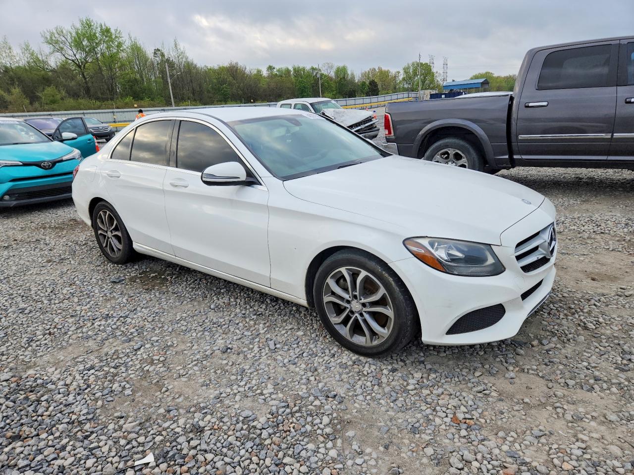 2016 MERCEDES-BENZ C-CLASS