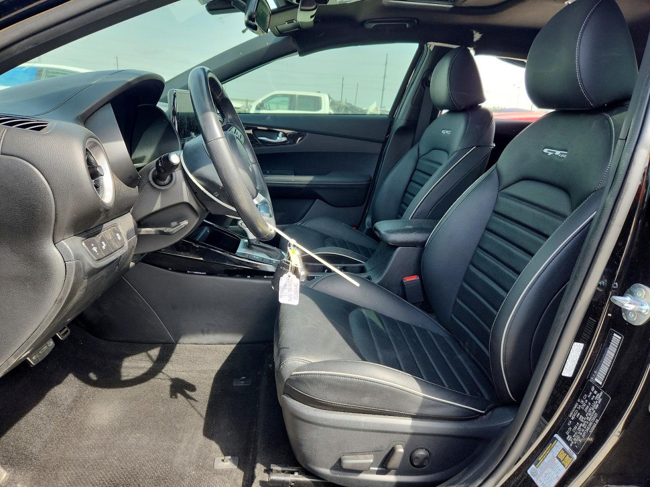 2024 KIA FORTE