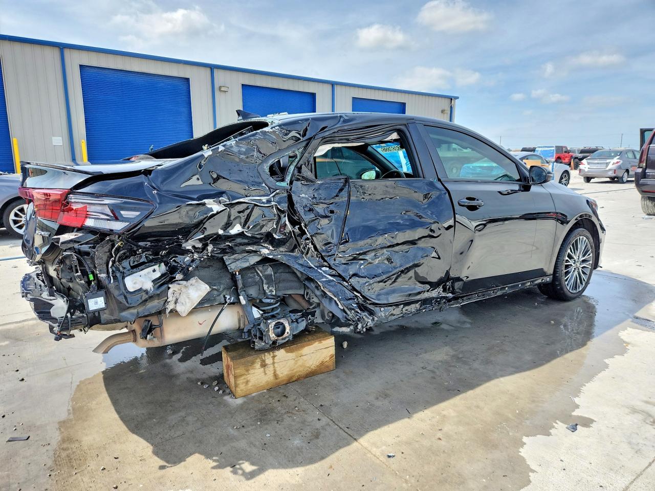 2024 KIA FORTE