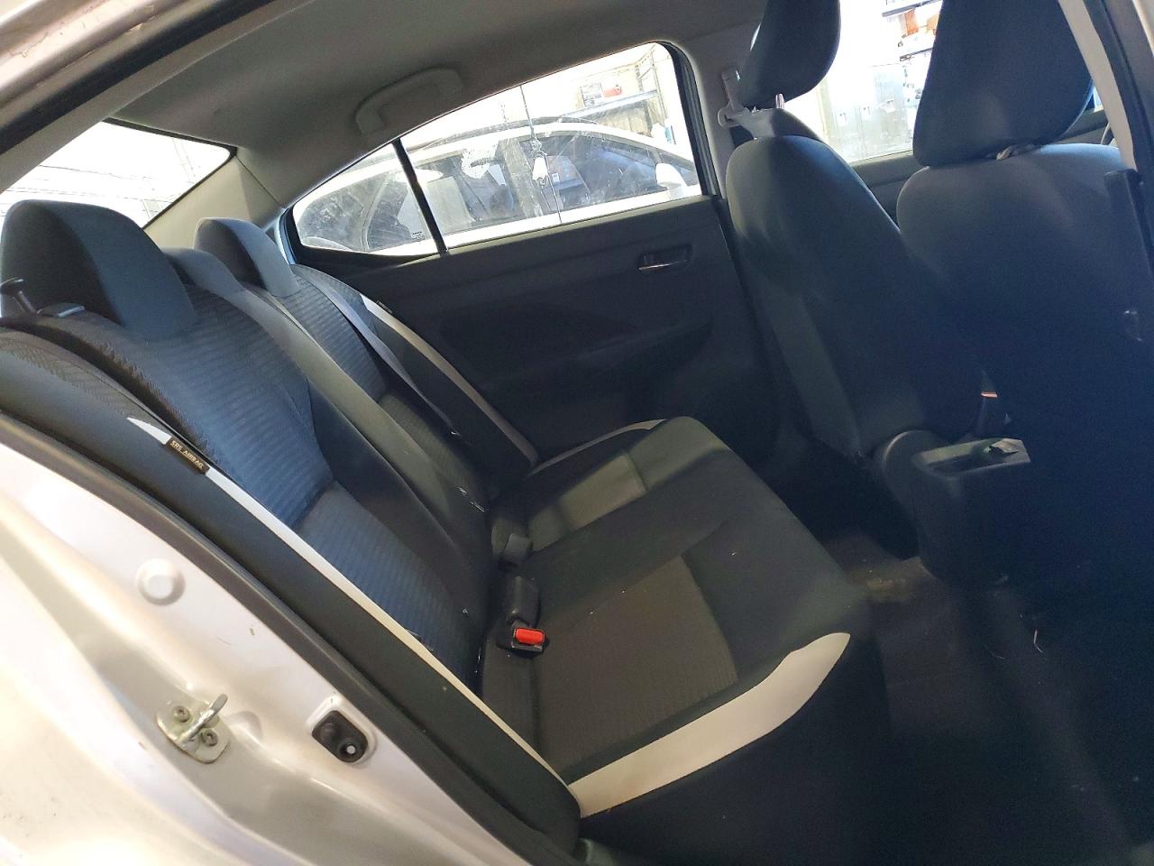 2021 NISSAN VERSA