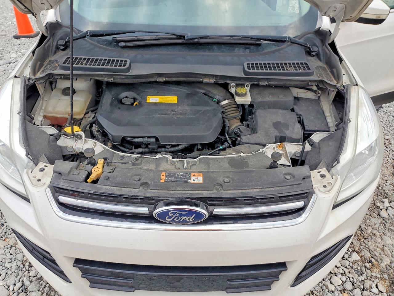 2016 FORD ESCAPE