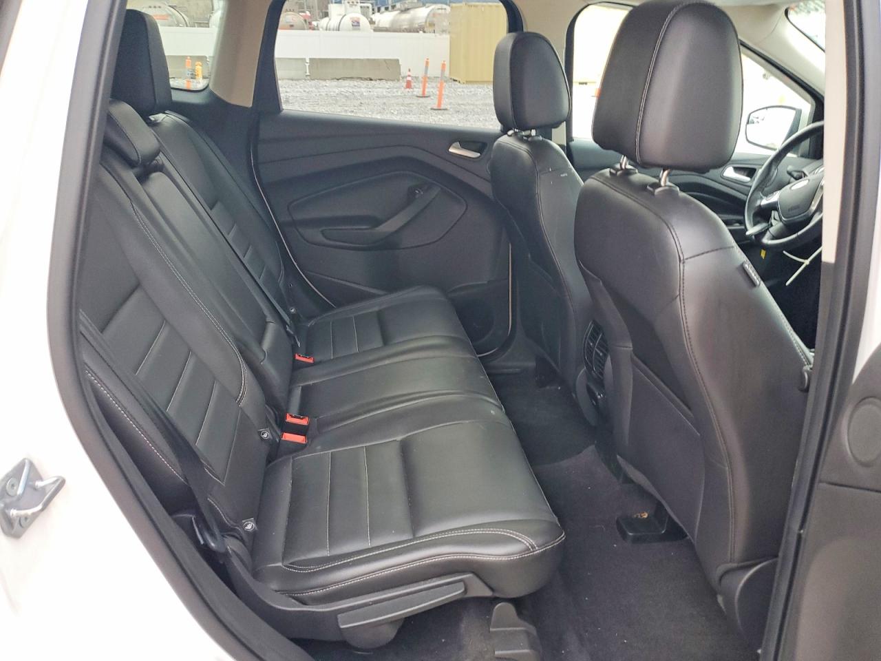 2016 FORD ESCAPE