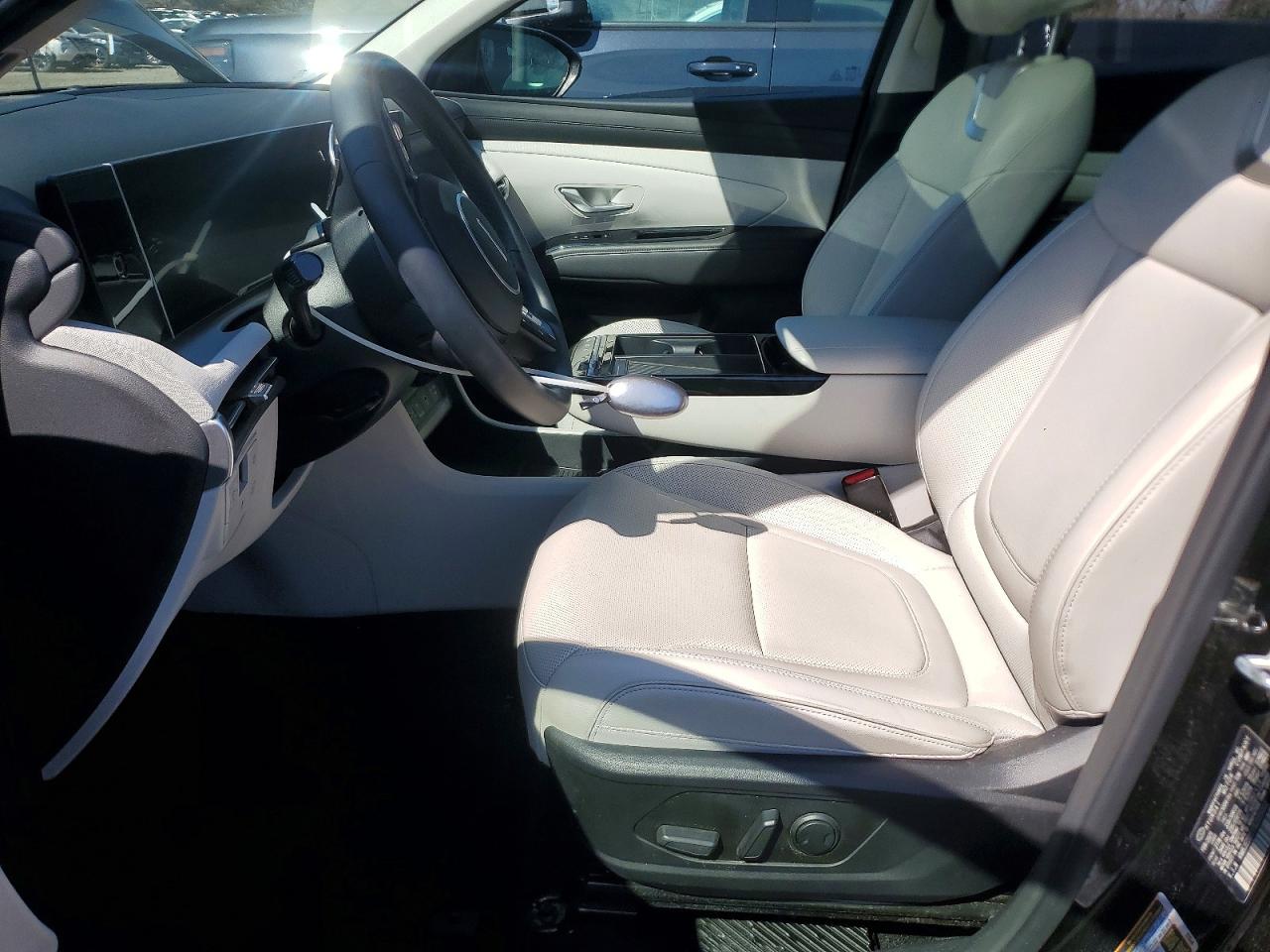 2025 HYUNDAI TUCSON