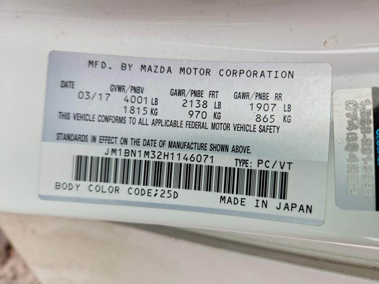 2017 MAZDA 3