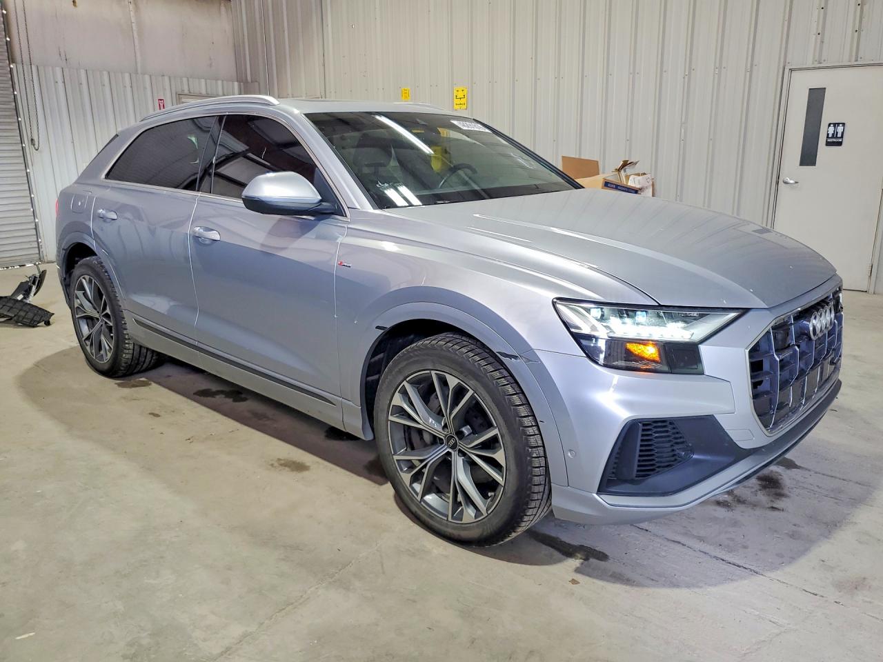 2021 AUDI Q8