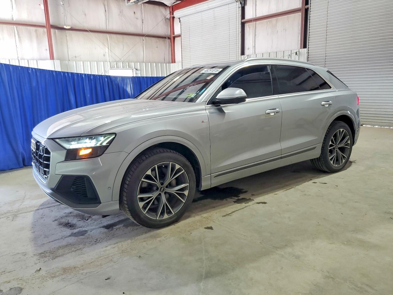 2021 AUDI Q8