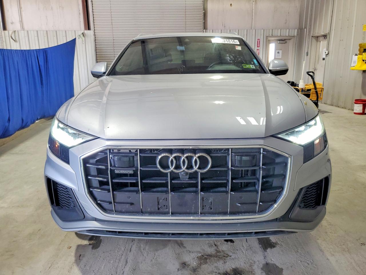 2021 AUDI Q8