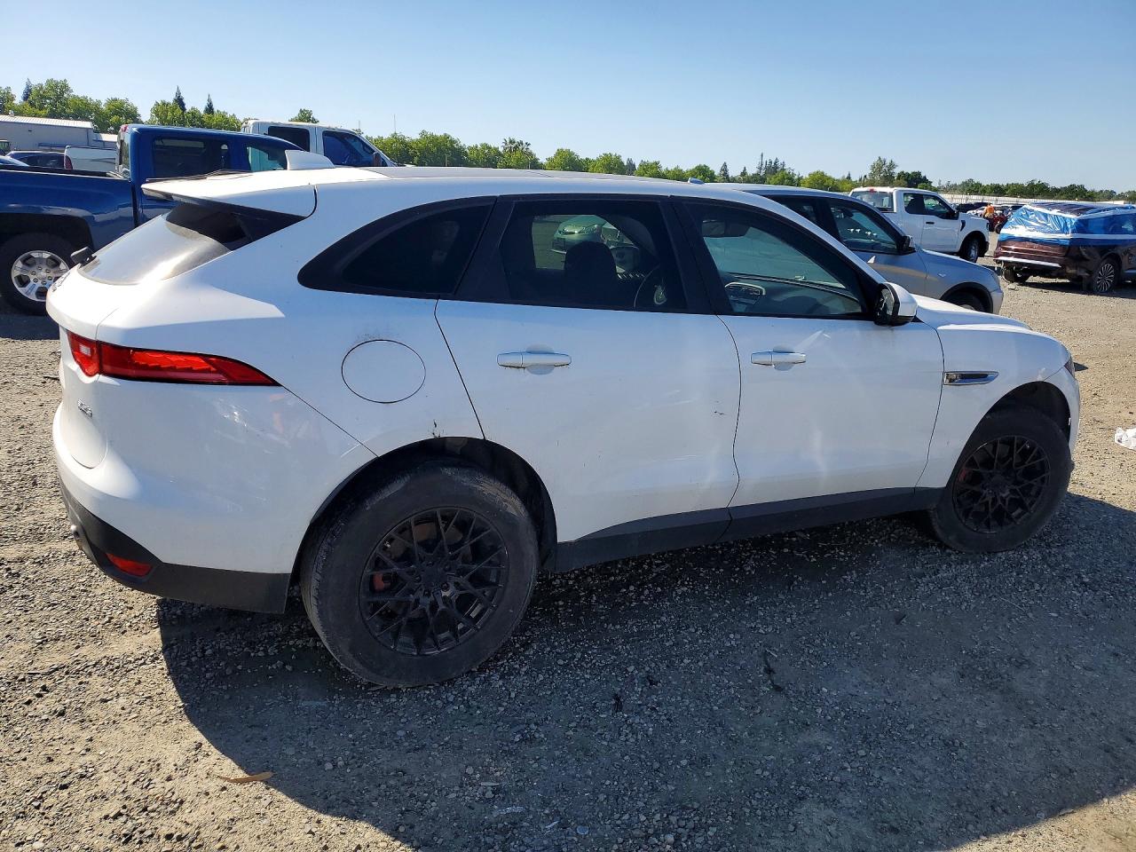 2017 JAGUAR F-PACE