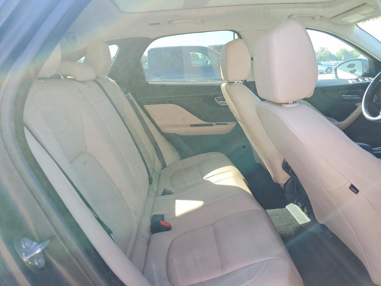 2017 JAGUAR F-PACE