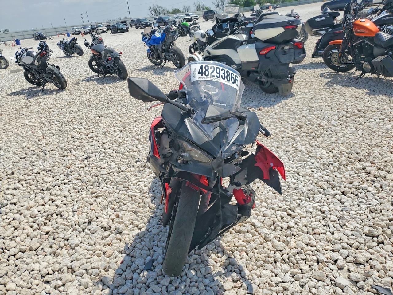 2025 KAWASAKI EX
