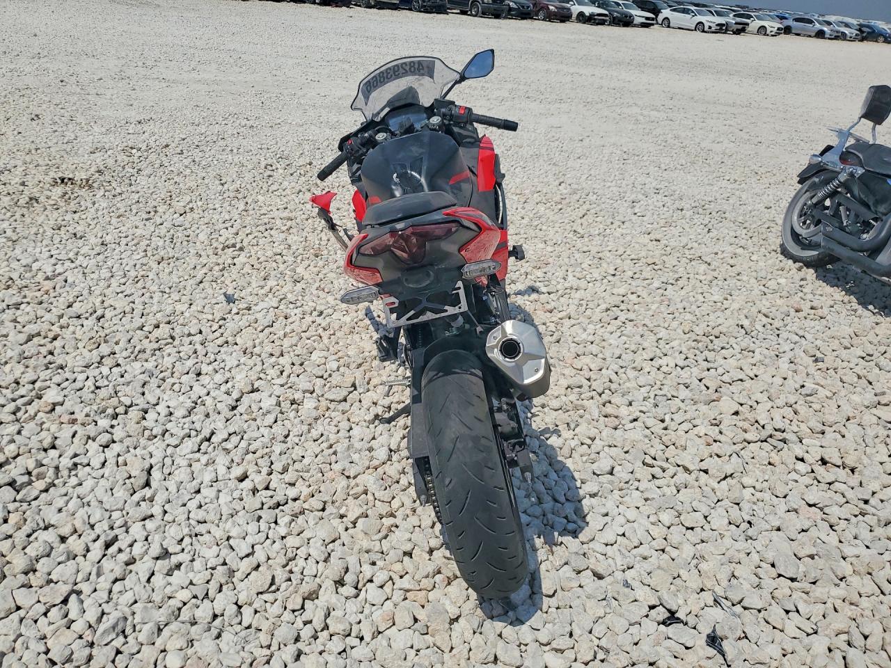 2025 KAWASAKI EX