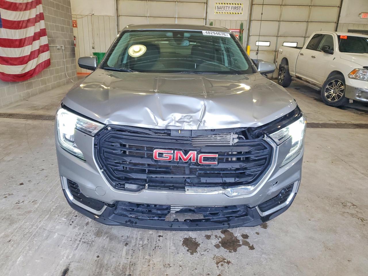2023 GMC TERRAIN
