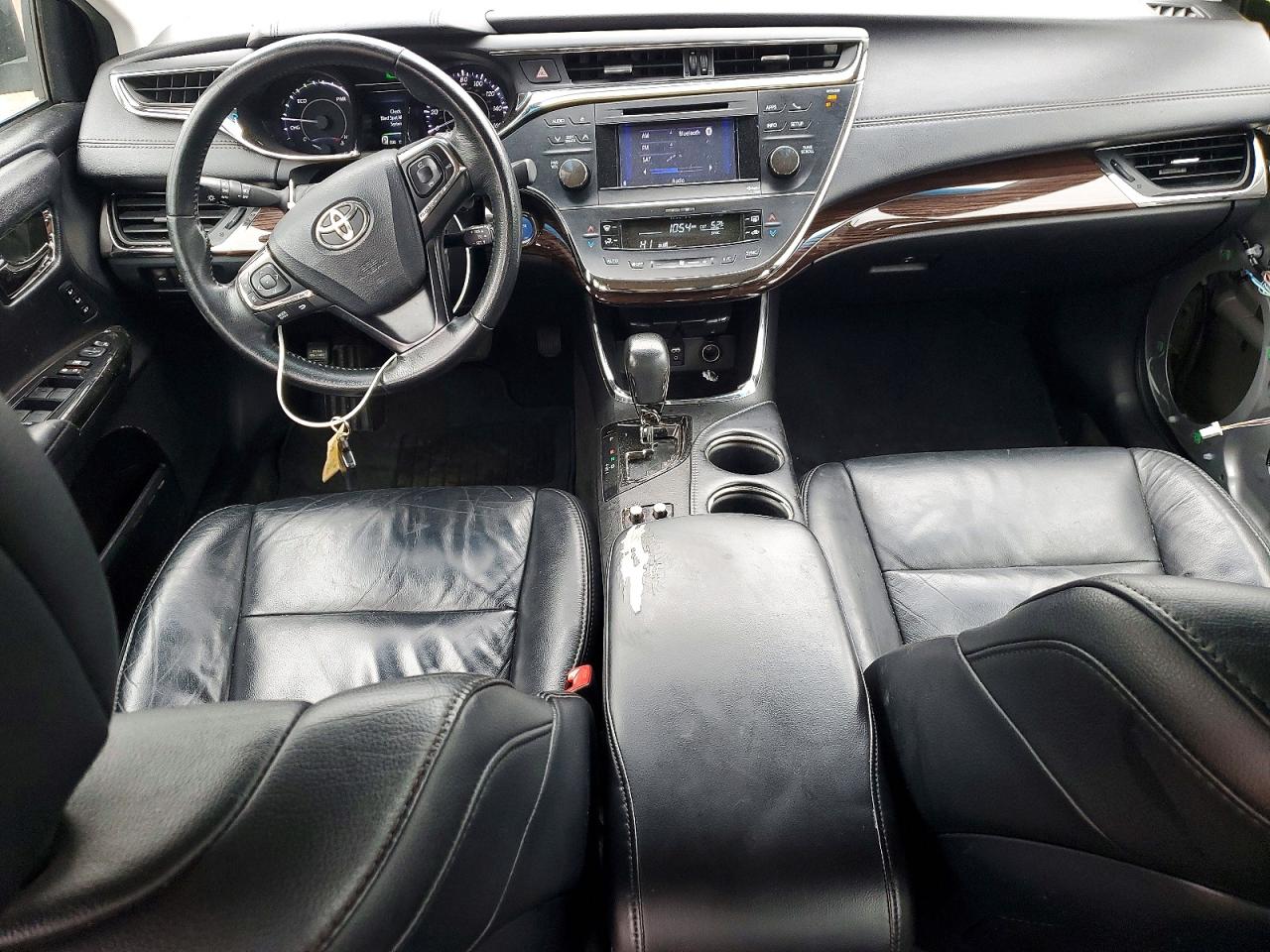 2013 TOYOTA AVALON