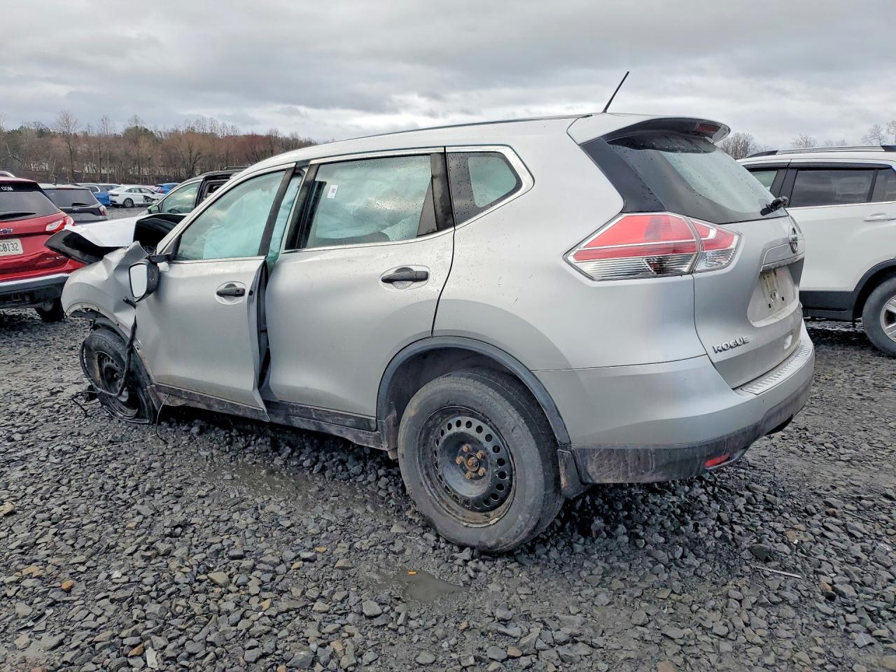 2016 NISSAN ROGUE