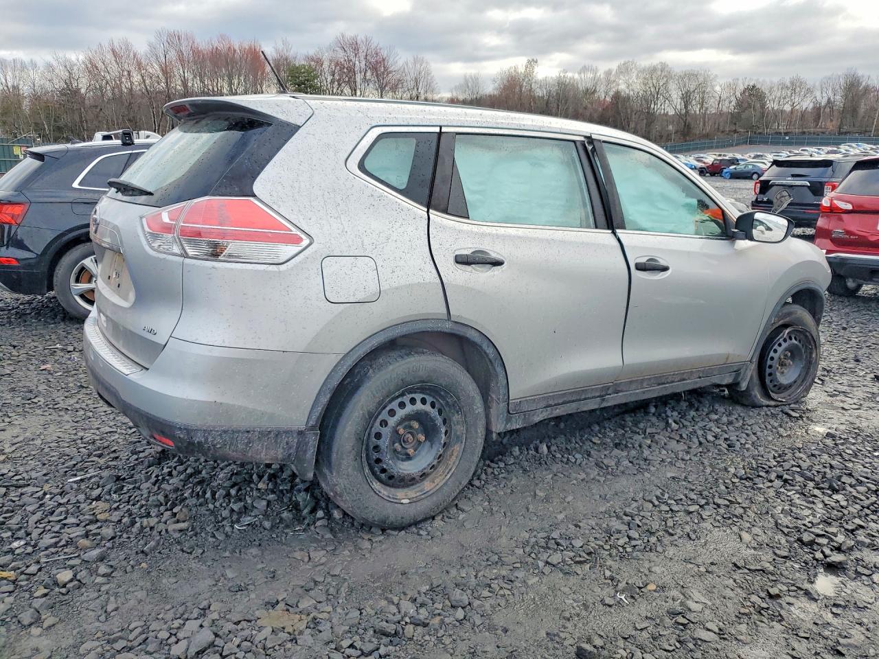 2016 NISSAN ROGUE