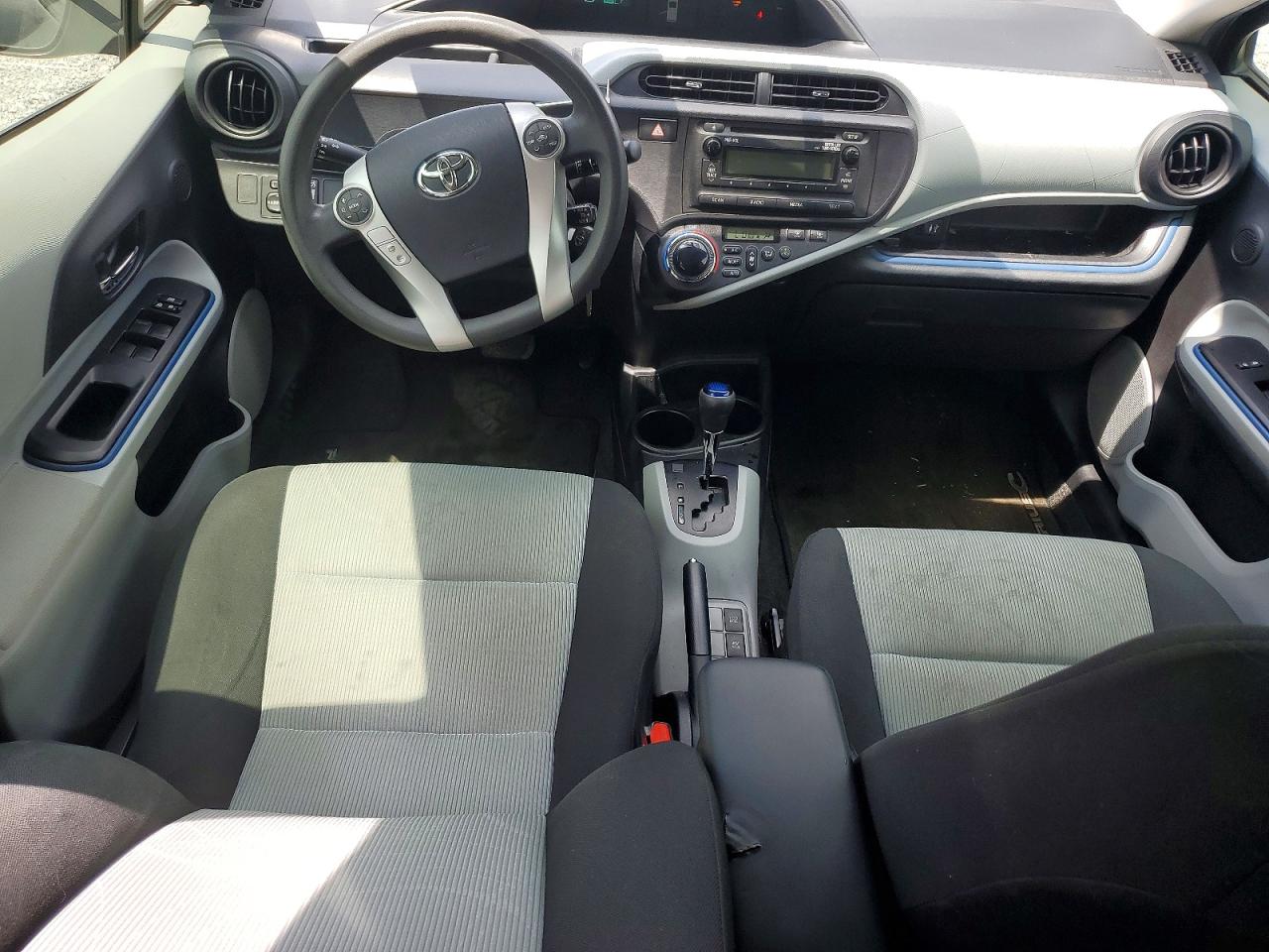 2012 TOYOTA PRIUS