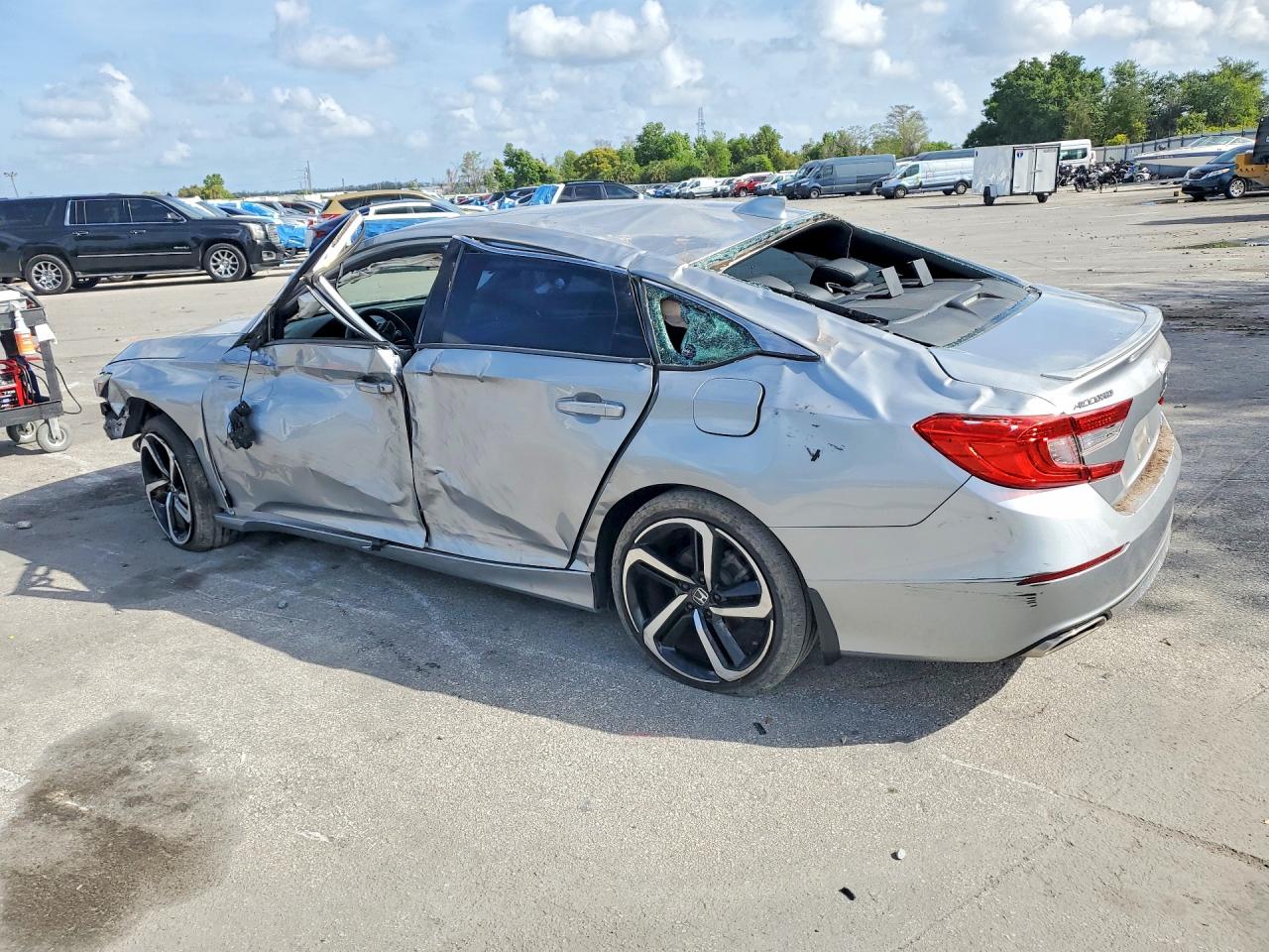 2018 HONDA ACCORD