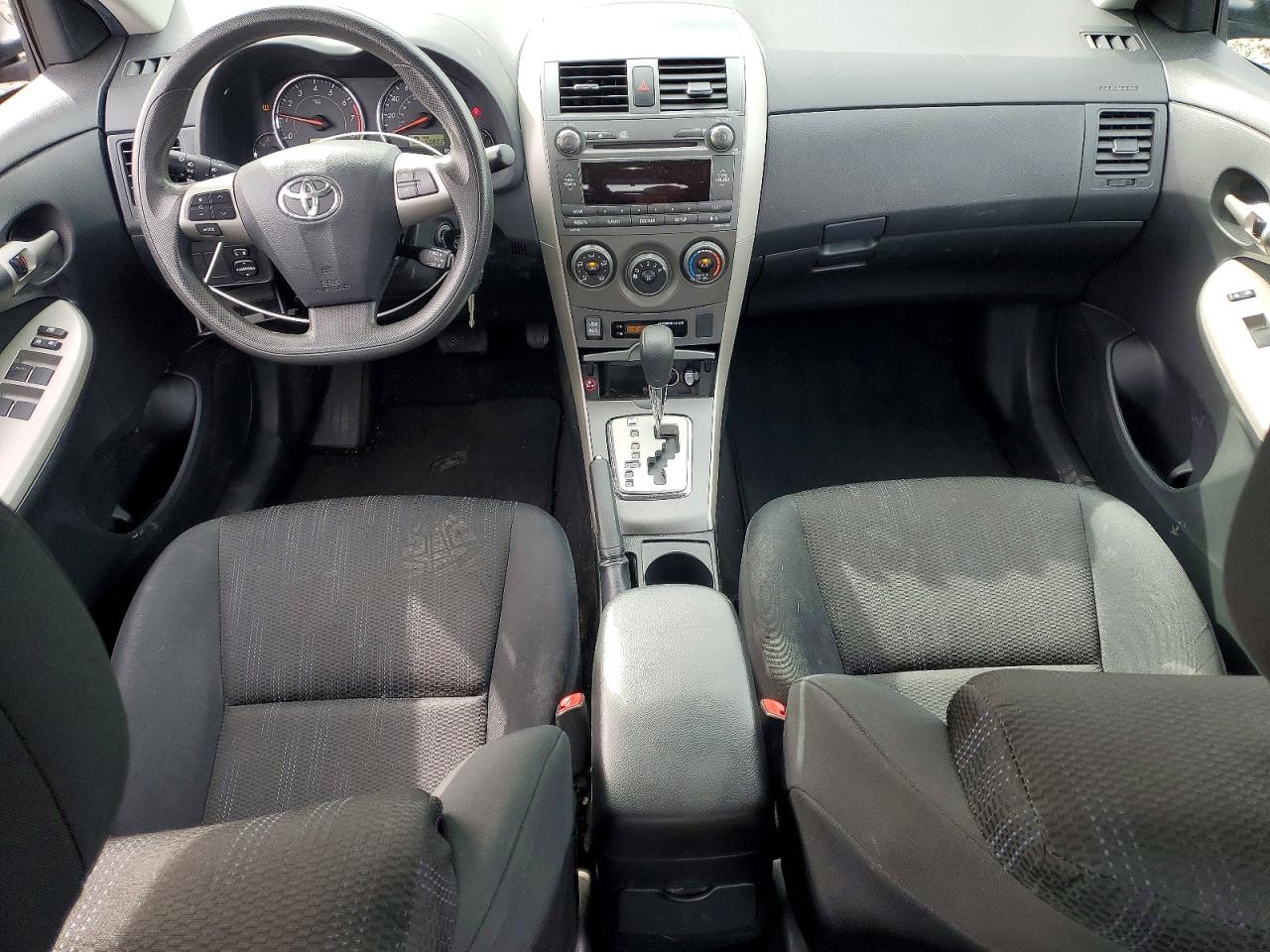 2011 TOYOTA COROLLA