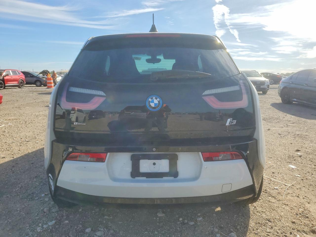 2017 BMW I SERIES
