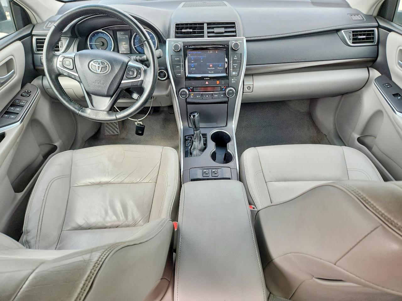 2016 TOYOTA CAMRY
