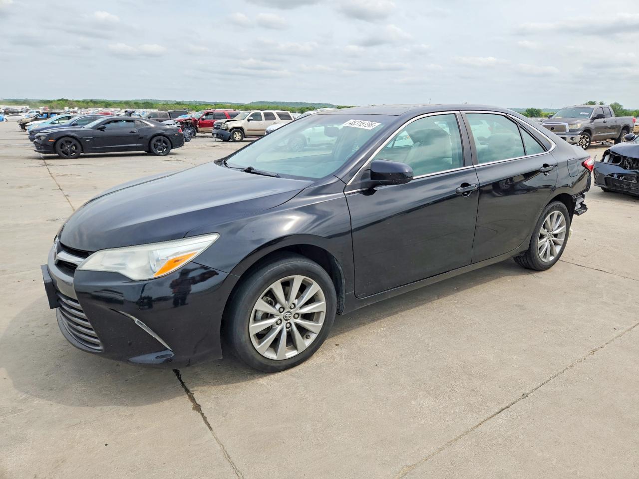 2016 TOYOTA CAMRY