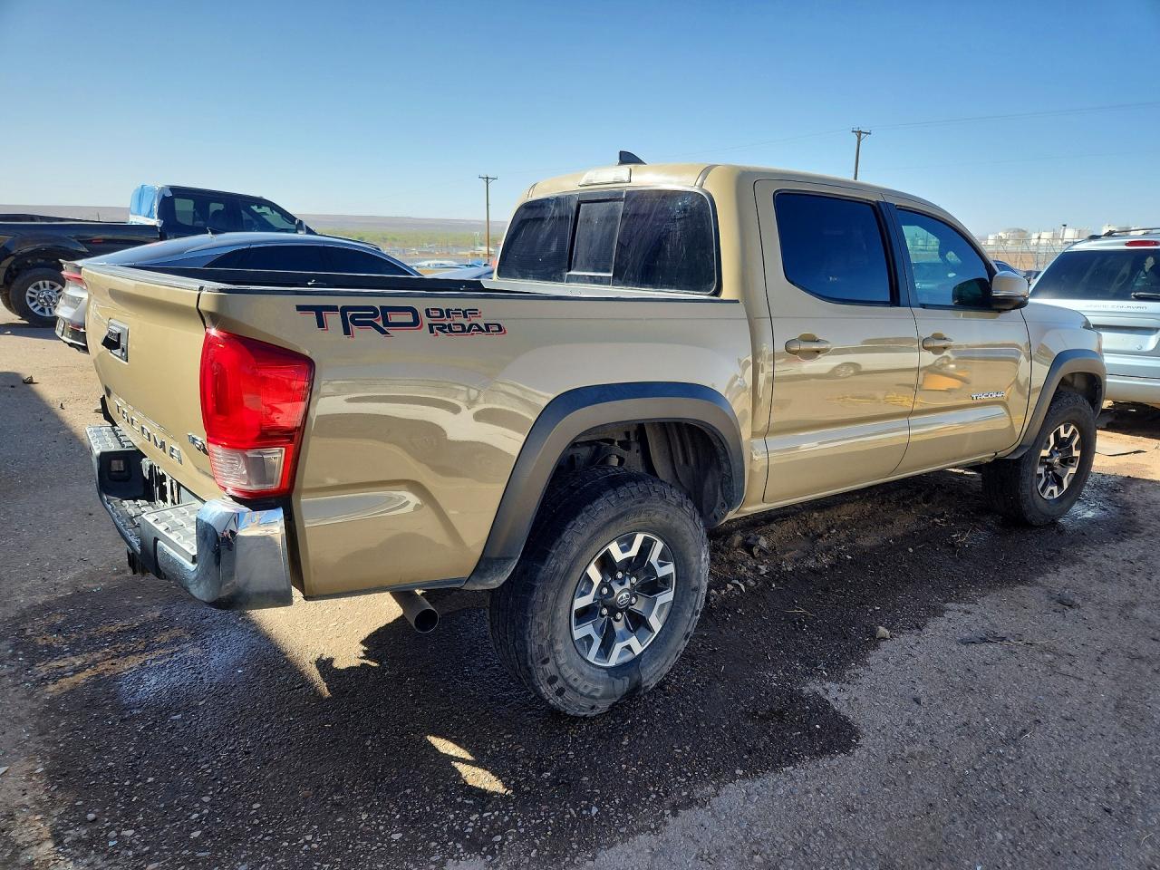 2017 TOYOTA TACOMA