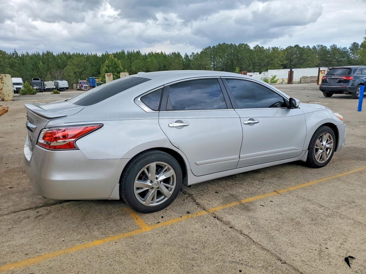 2015 NISSAN ALTIMA