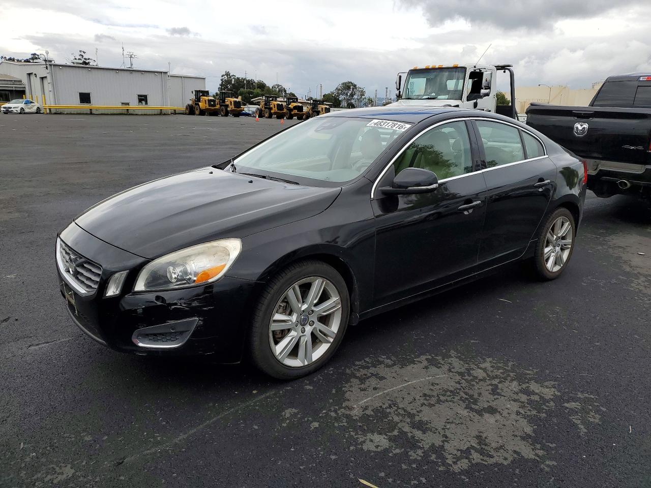 2013 VOLVO S60