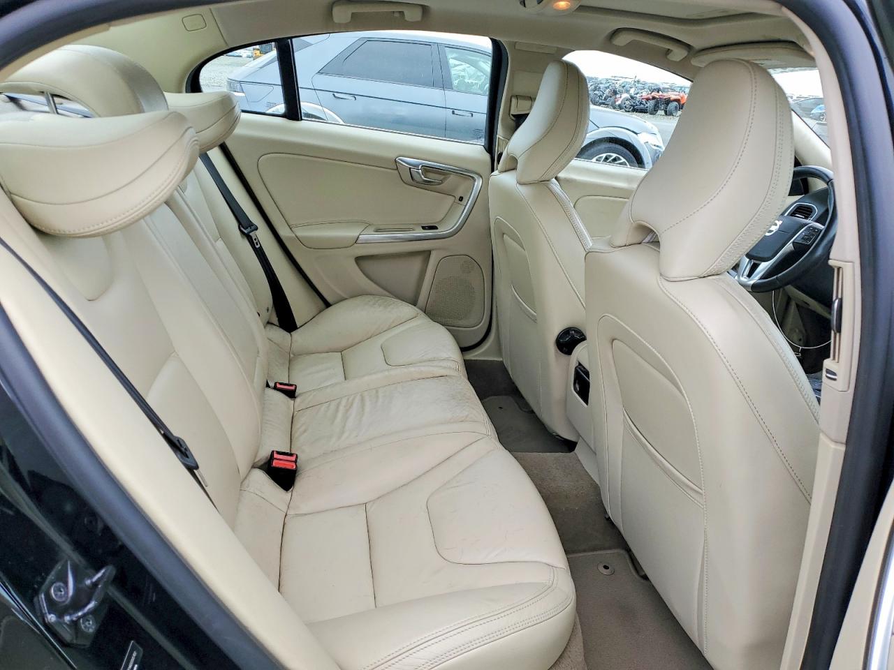 2013 VOLVO S60