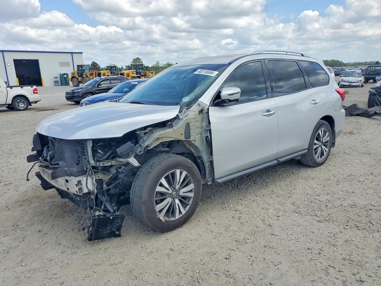 2017 NISSAN PATHFINDER