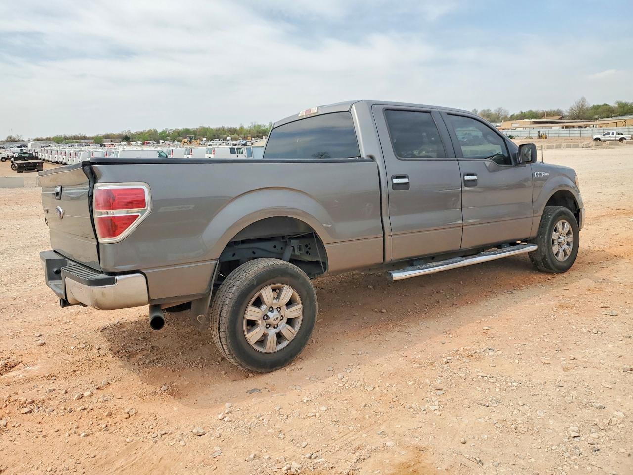 2011 FORD F150