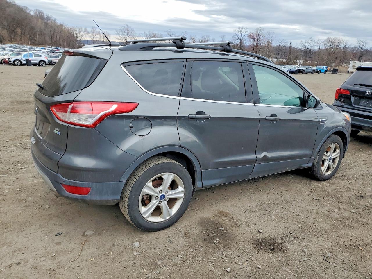2016 FORD ESCAPE
