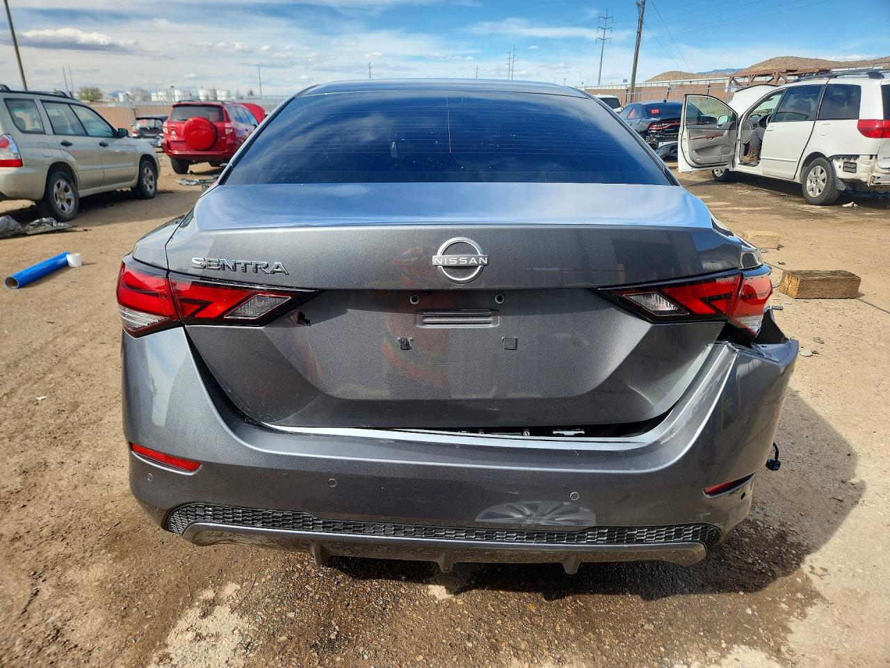 2025 NISSAN SENTRA