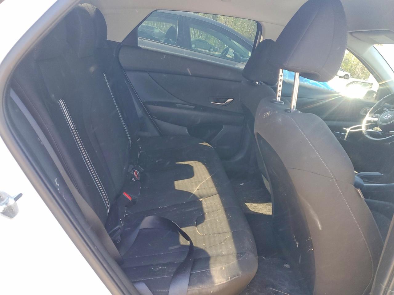 2022 HYUNDAI ELANTRA