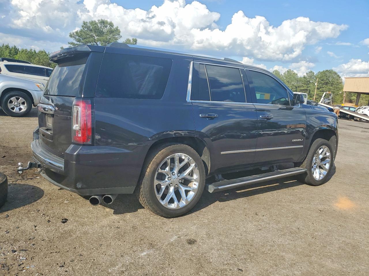 2020 GMC YUKON