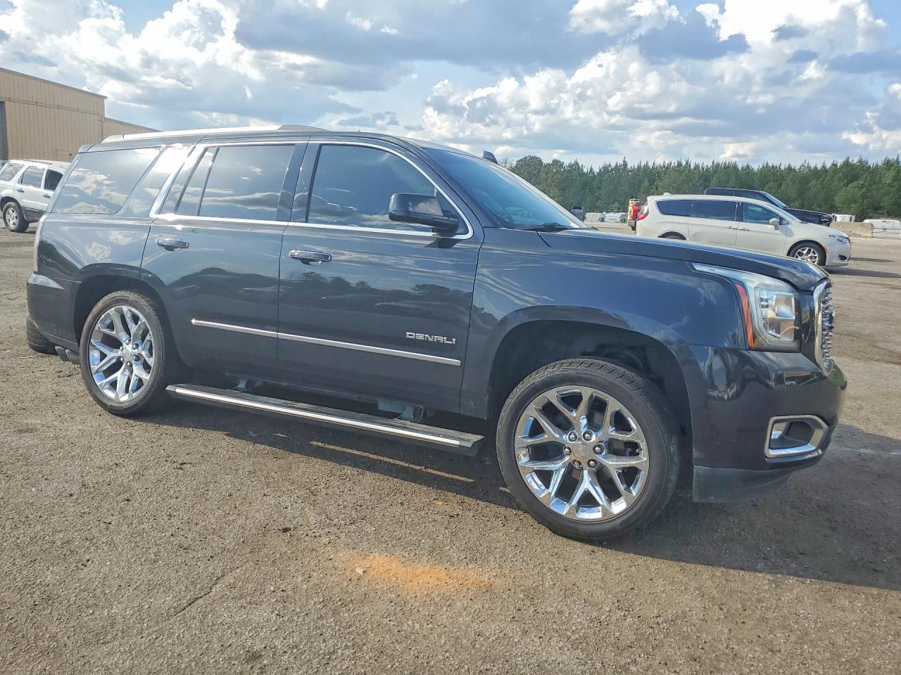 2020 GMC YUKON