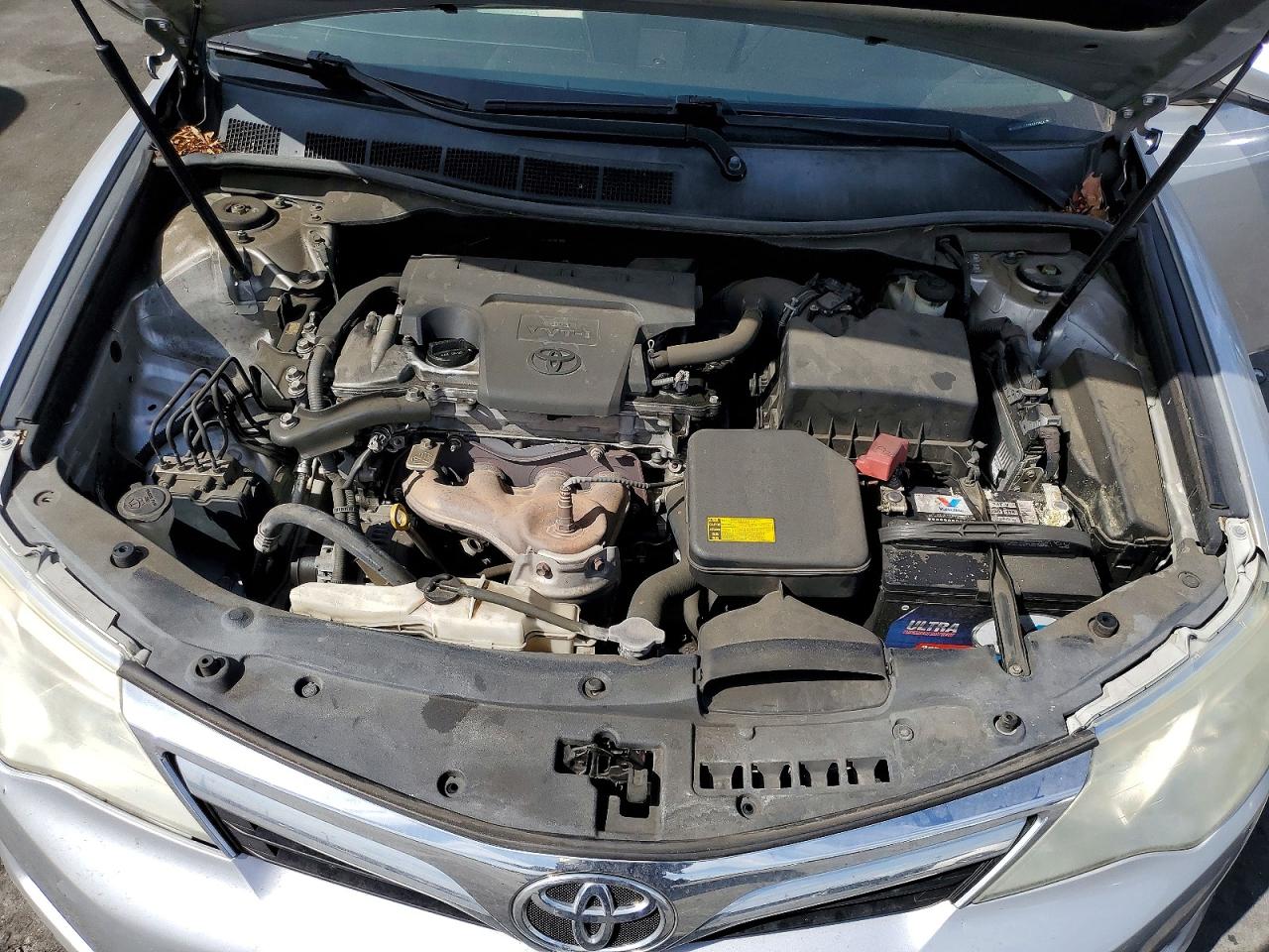 2014 TOYOTA CAMRY