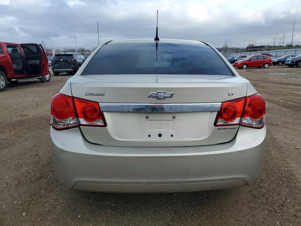 2013 CHEVROLET CRUZE