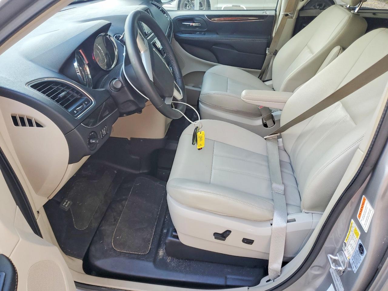 2015 CHRYSLER MINIVAN