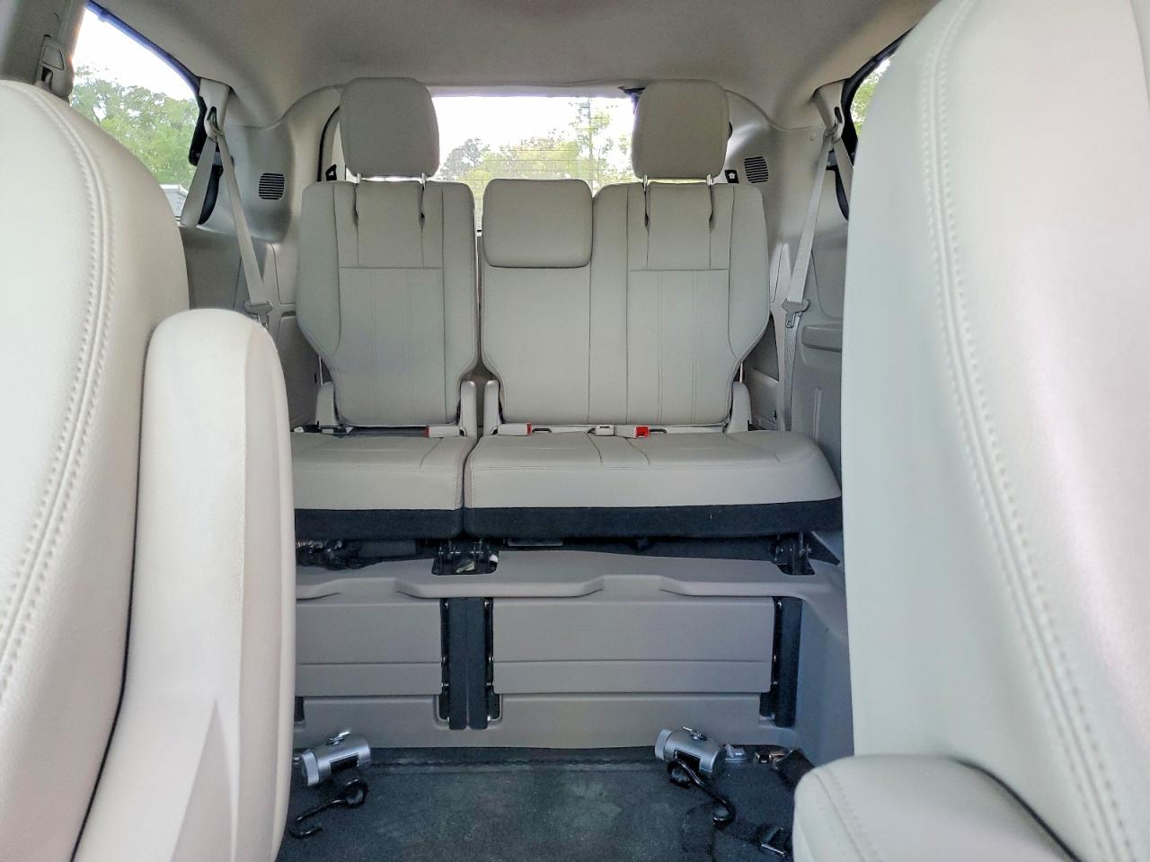 2015 CHRYSLER MINIVAN