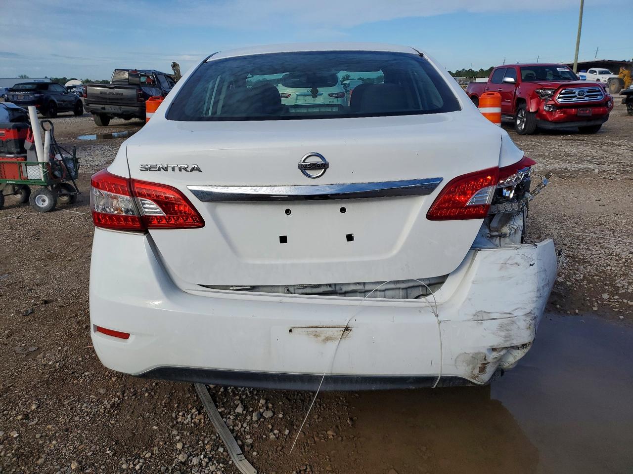 2015 NISSAN SENTRA