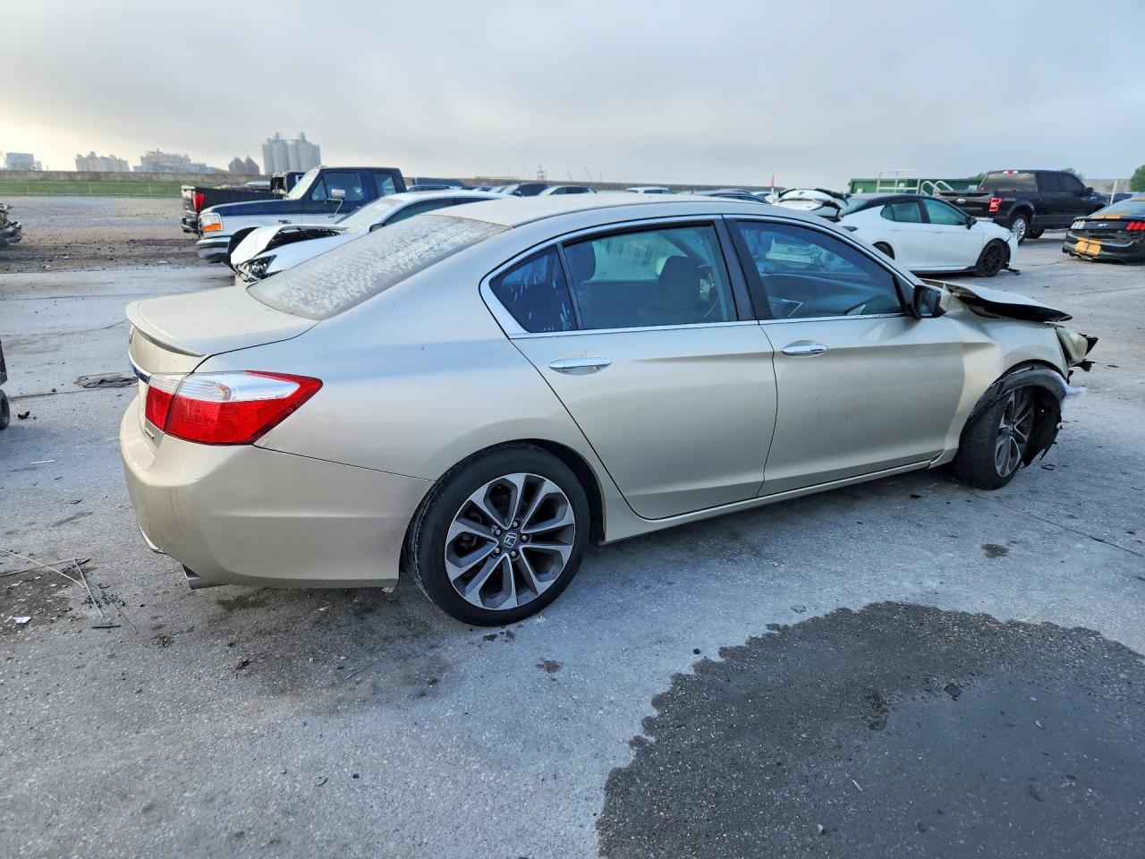 2015 HONDA ACCORD
