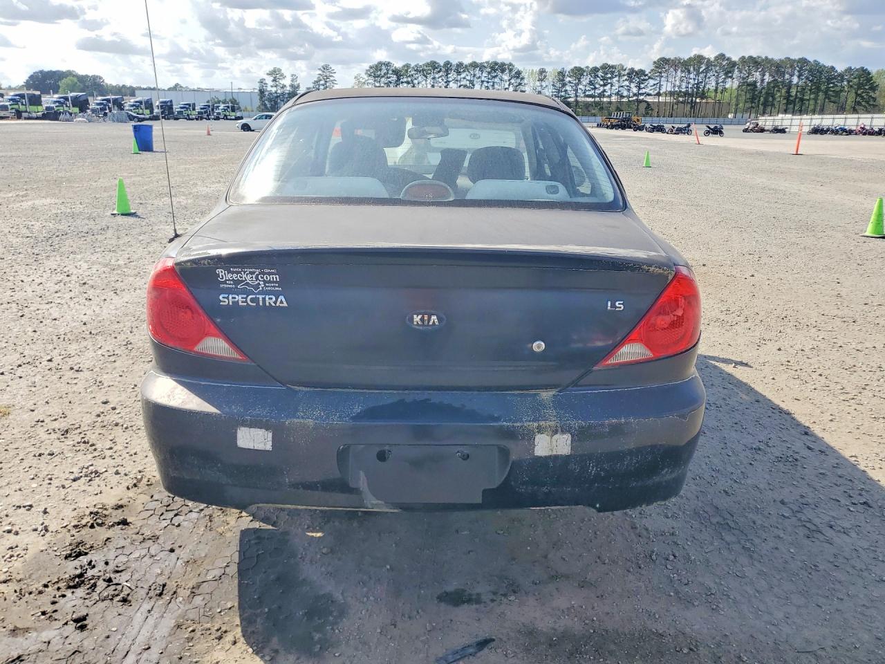 2003 KIA SPECTRA