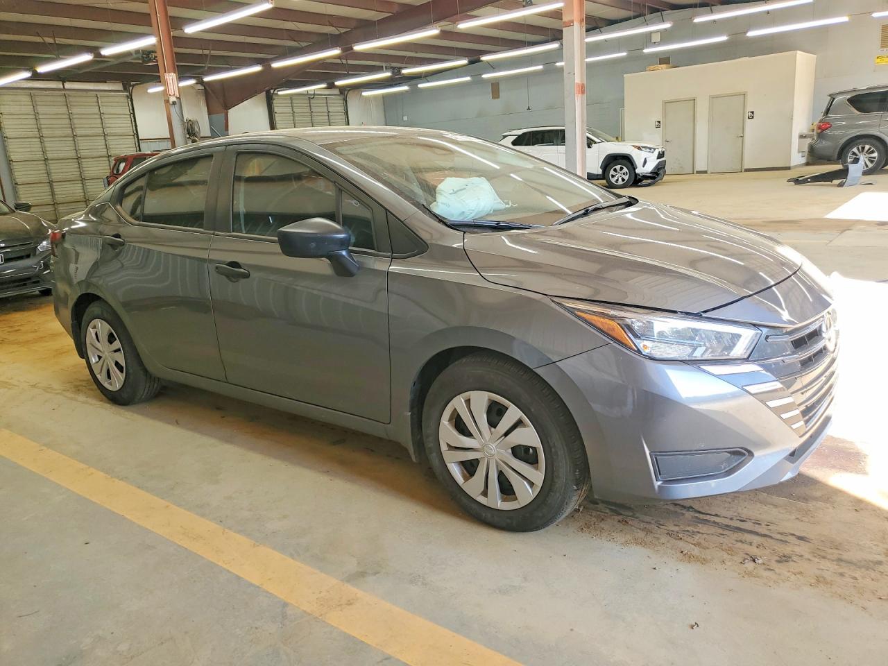 2025 NISSAN VERSA