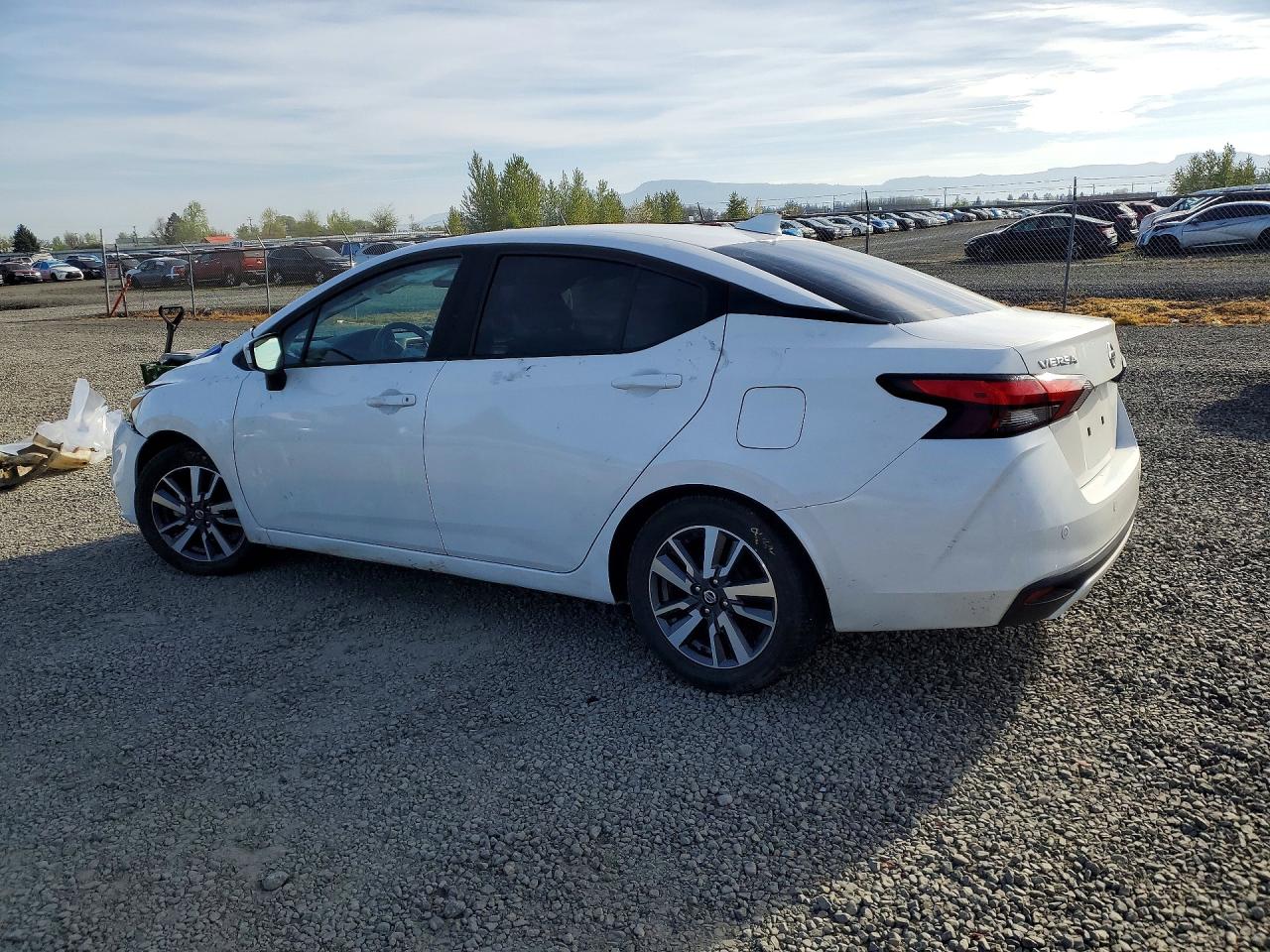 2020 NISSAN VERSA