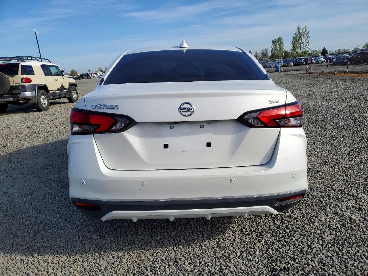 2020 NISSAN VERSA