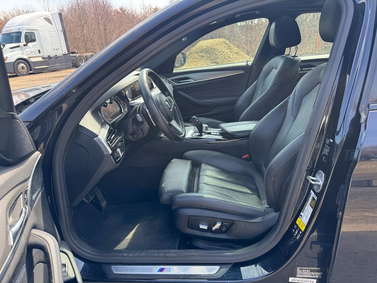 2019 BMW 5 SERIES