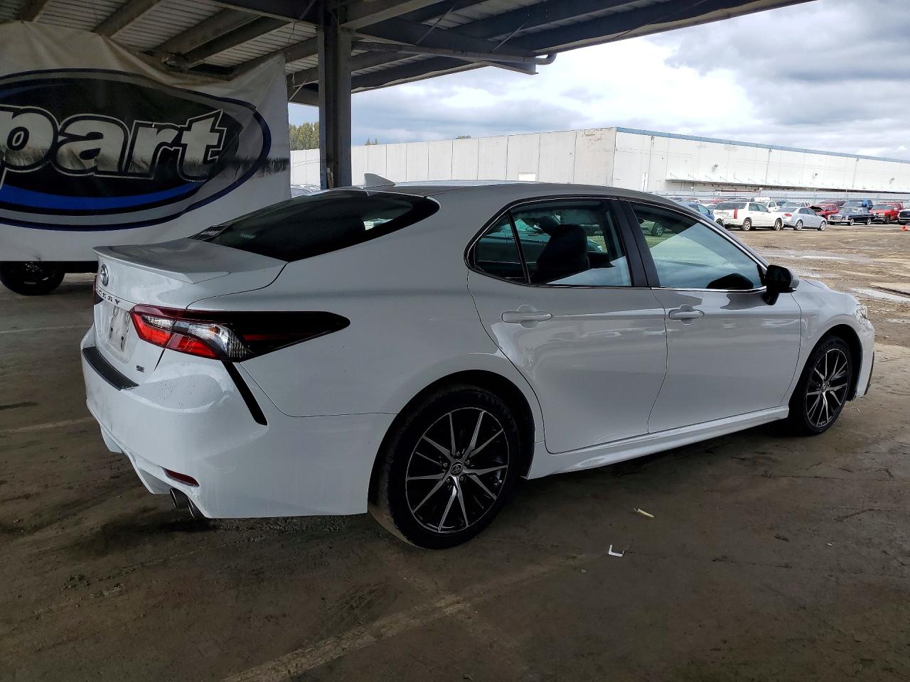 2023 TOYOTA CAMRY